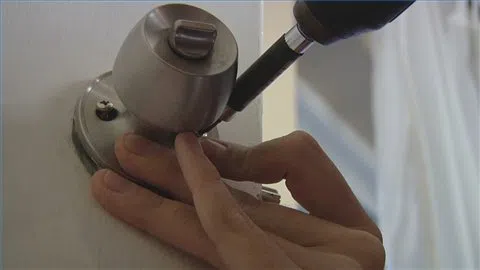 Lock Safe Services Sanford, FL 407-520-3572 - change-locks-service